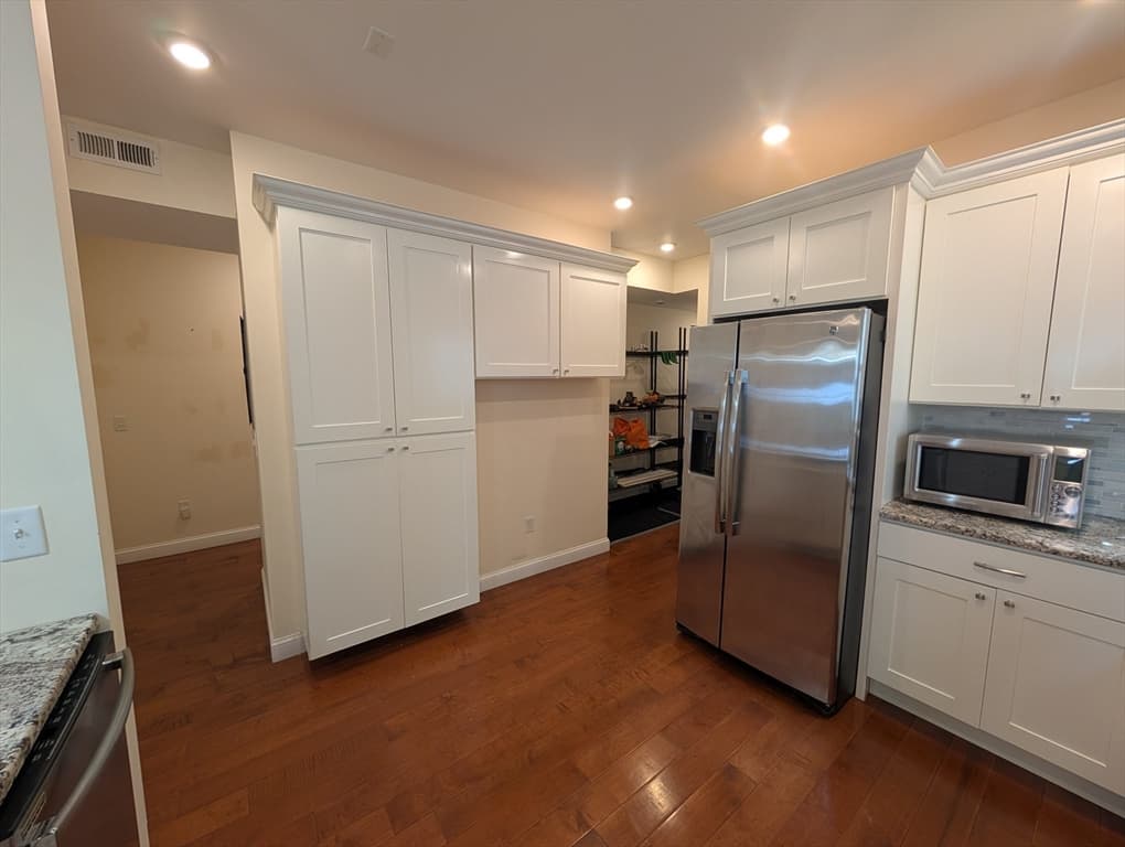 21 Bailey St # 1, Everett MA 02149 photo 7
