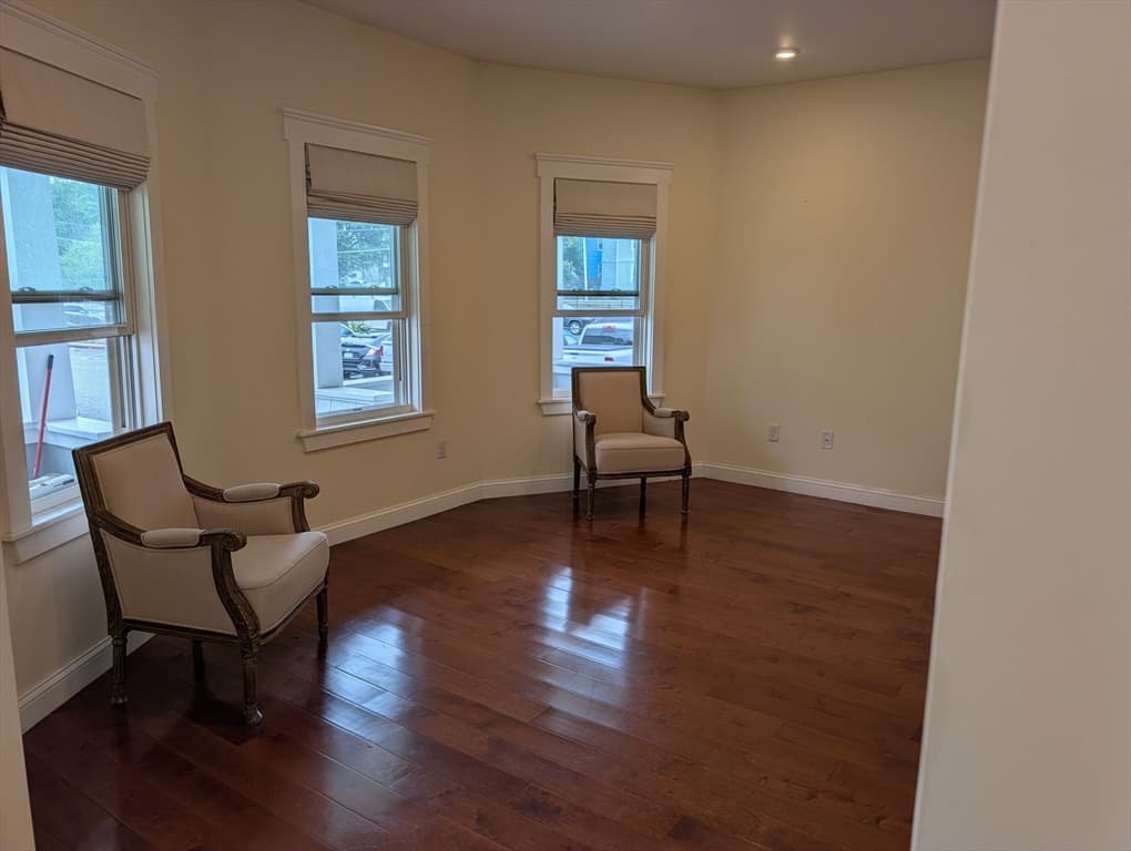 21 Bailey St # 1, Everett MA 02149 photo 8