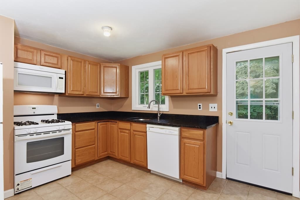 131 Goulding Street, Holliston MA 01746 photo 8