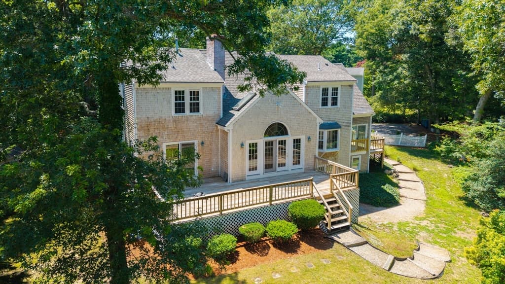 42 Mattapan St, Falmouth MA 02536 photo 5