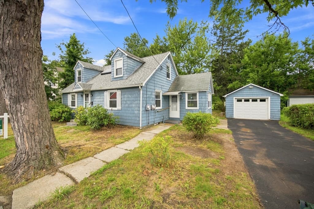 132 Miller St, Springfield MA 01104