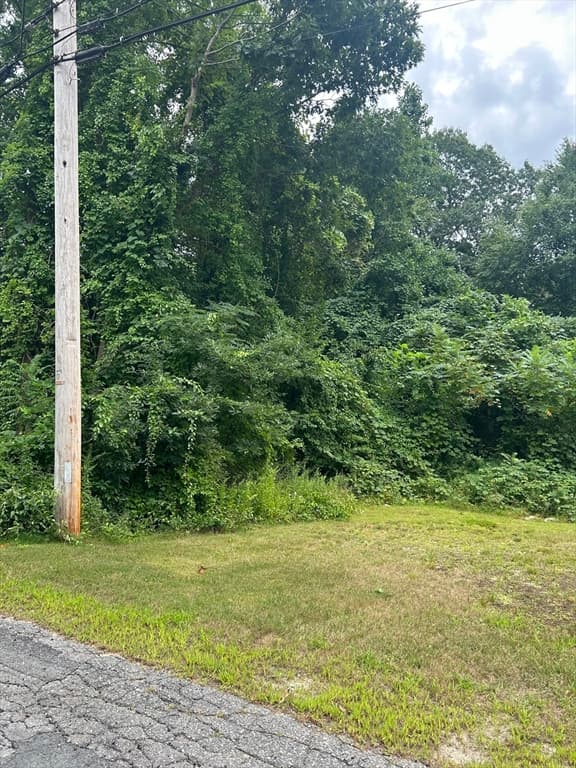 56 Birch Hill Rd, Douglas MA 01516 photo 2