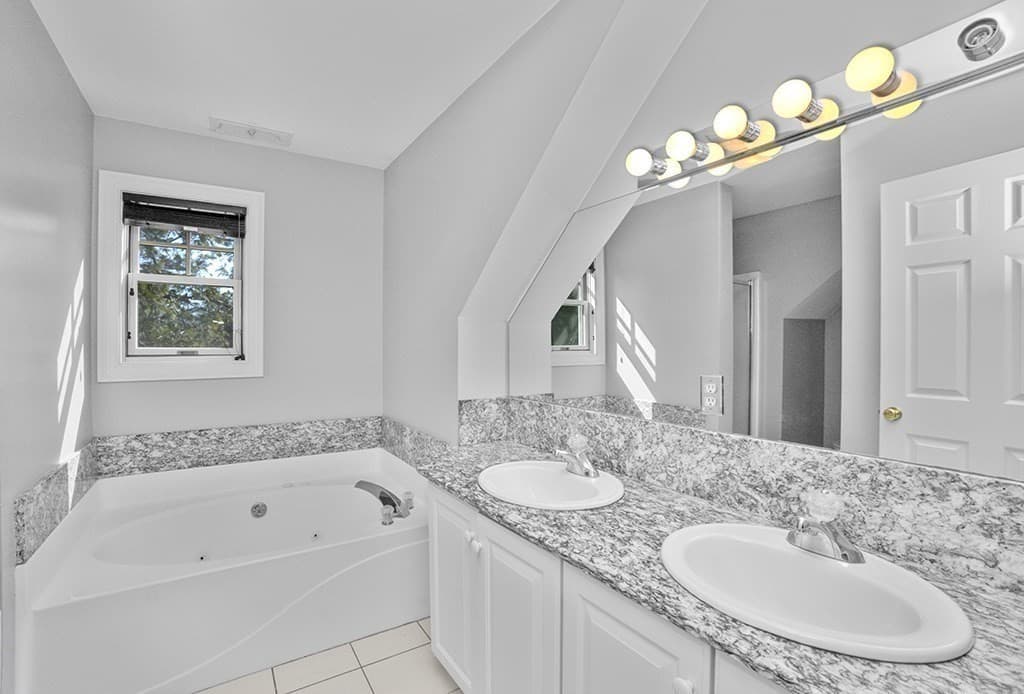 81 Beecher Pl # 81, Newton MA 02459 photo 17