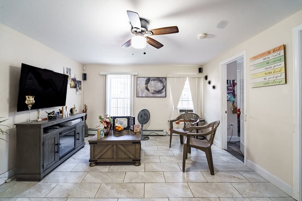 26 Benefit St, Southbridge MA 02710 photo 3