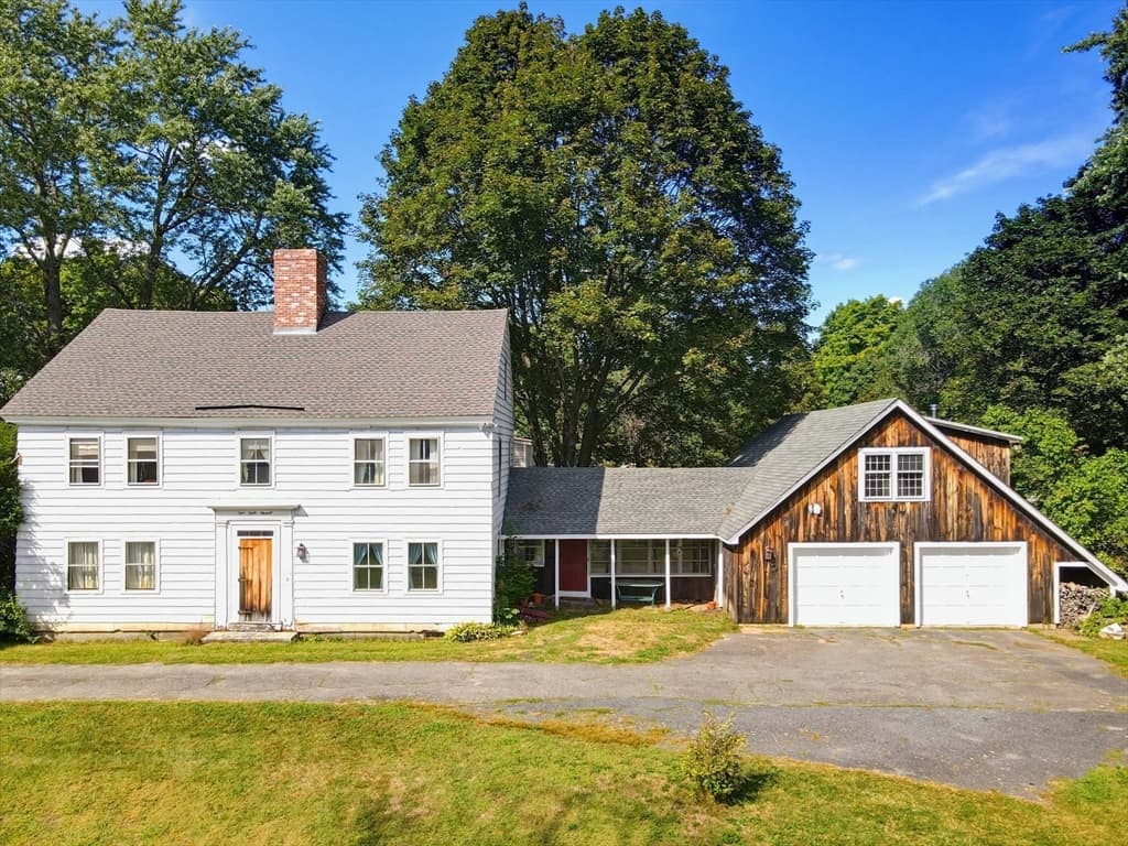 430 Pleasant St, Leominster MA 01453 photo 4