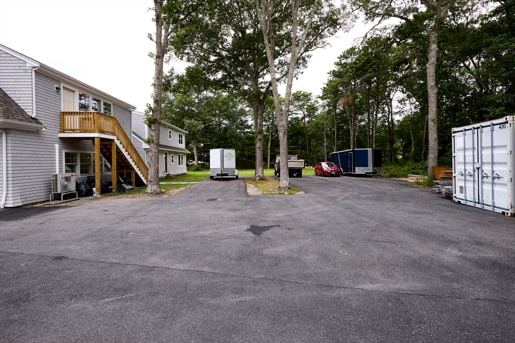 4 Edgerton Dr, Falmouth MA 02556 photo 8