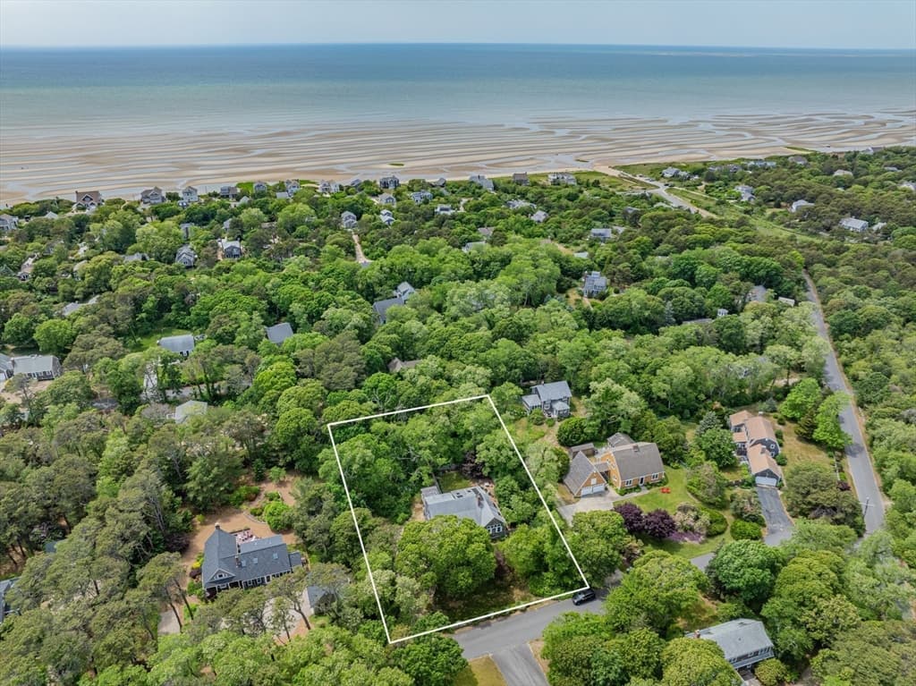 65 Pilgrims Path, Eastham MA 02642