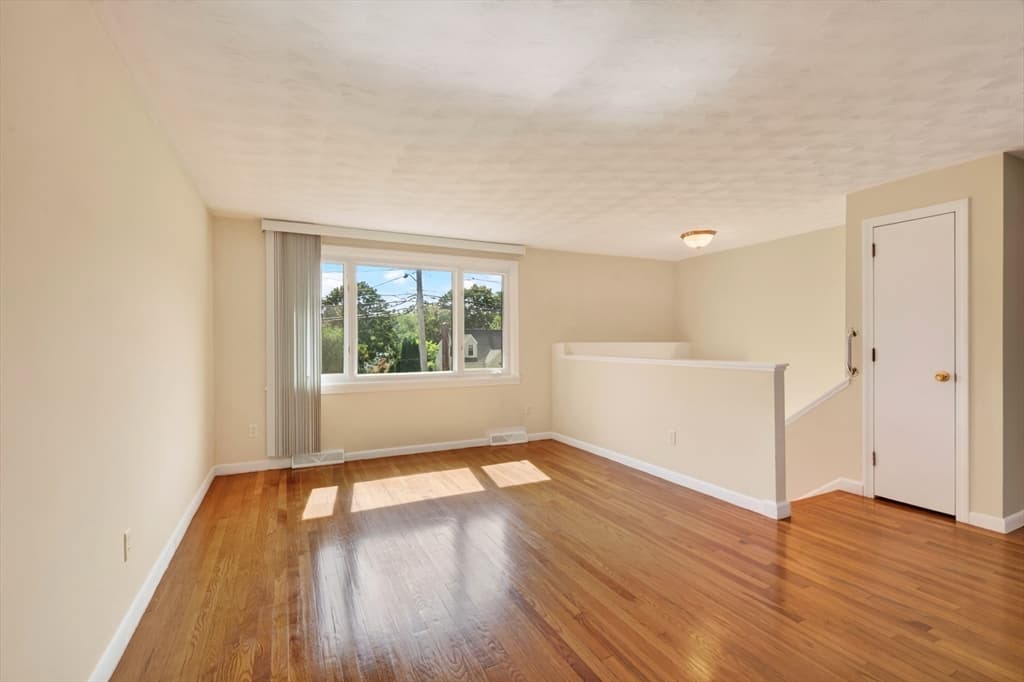 97 Allen Rd, Billerica MA 01821 photo 10