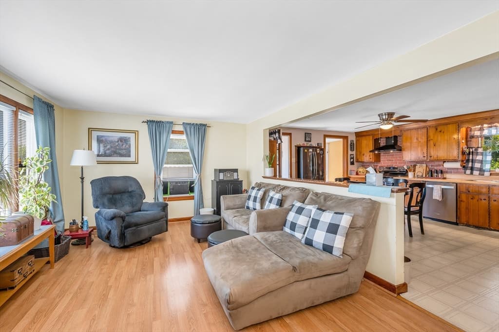 41 Alma Street, Lowell MA 01854 photo 9
