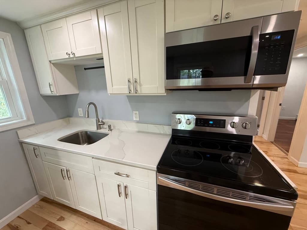 685 Moraine St, Marshfield MA 02050 photo 11