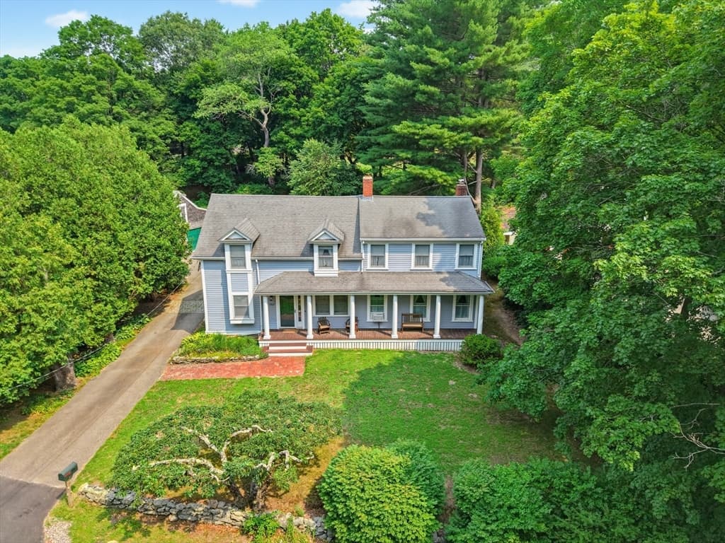 1327 South St, Needham MA 02492