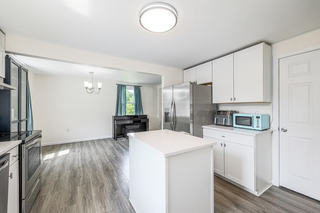 17 Temple St, Palmer MA 01069 photo 16