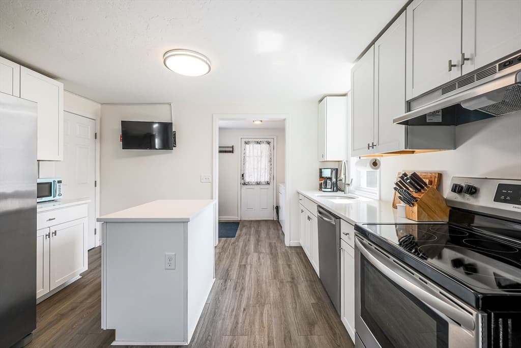 17 Temple St, Palmer MA 01069 photo 14