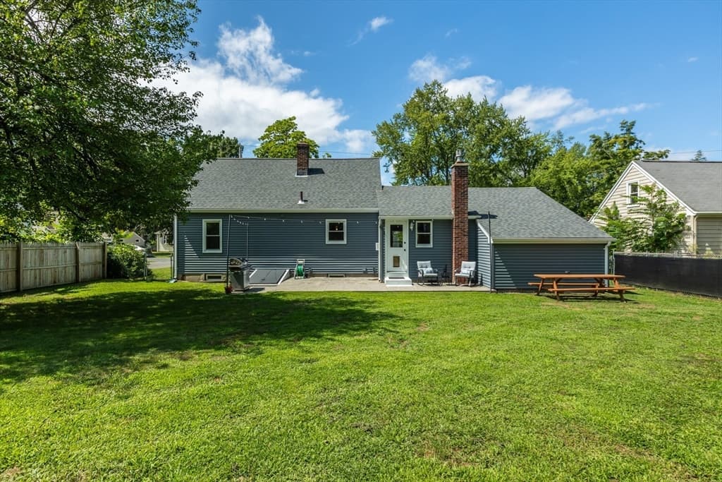 31 Thompson St, East Longmeadow MA 01089 photo 28