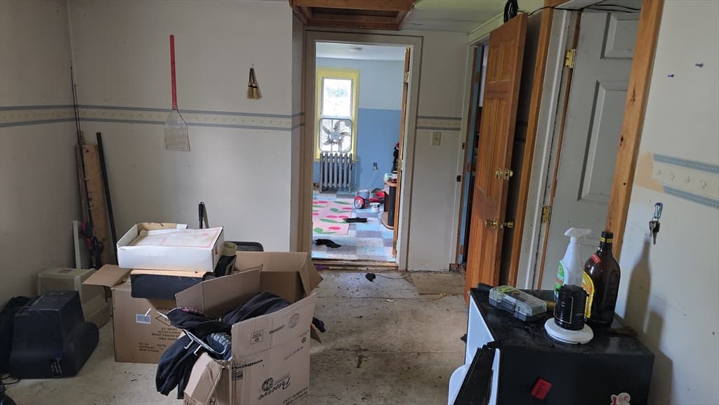 23 Walnut St, Pittsfield MA 01201 photo 5