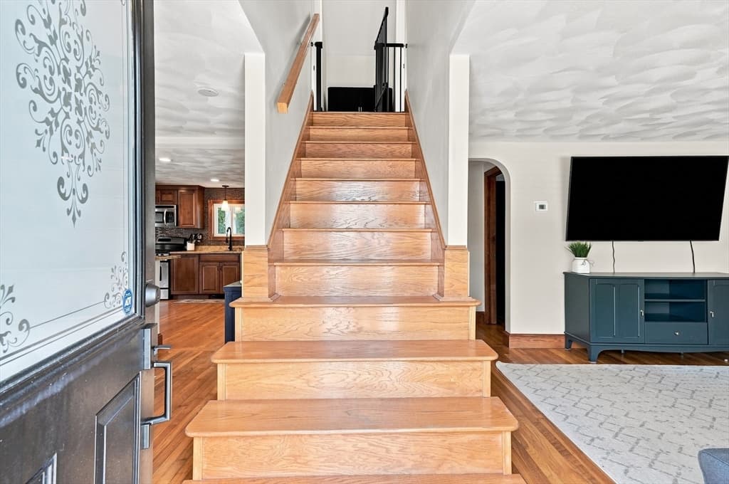 1 Springwell Road, Billerica MA 01821 photo 6