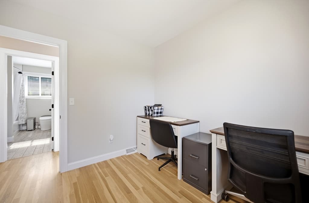 169 Raven, Lowell MA 01852 photo 16