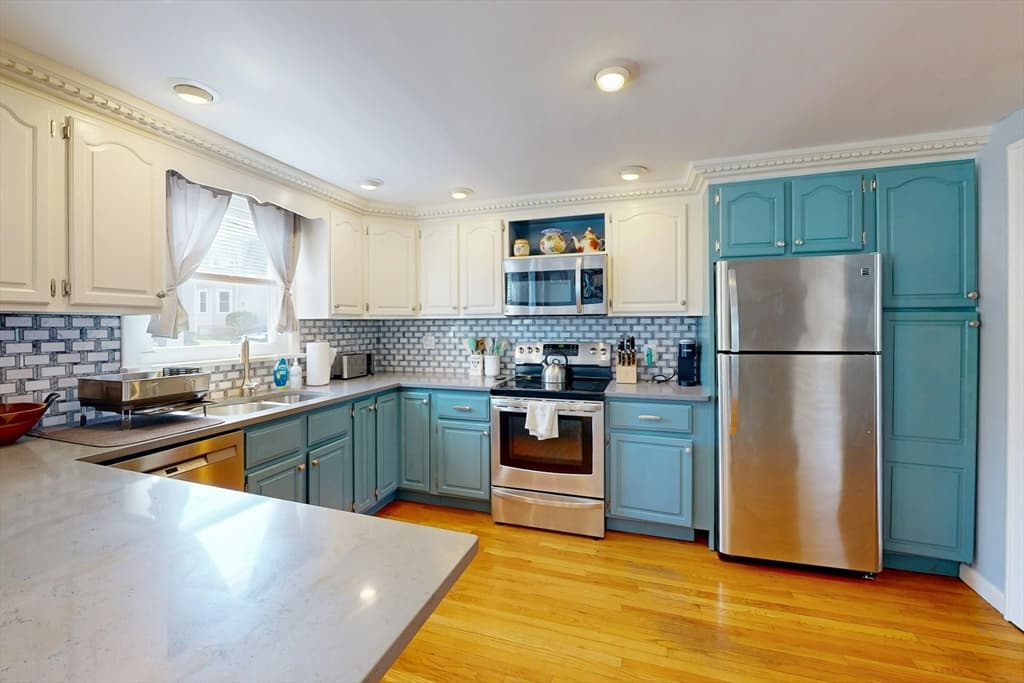 26 George St, Winthrop MA 02152 photo 9