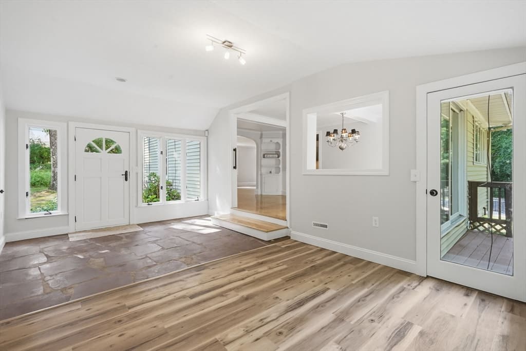 Single Family Residence at 634 Glendale Rd, Wilbraham MA 01095, Wilbraham, photo 5 of 42