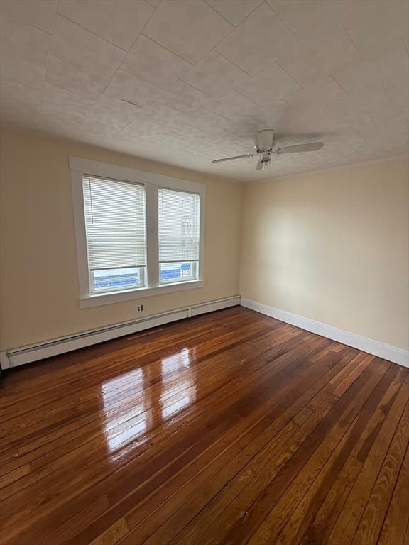 49 Camden St, Lynn MA 01905 photo 3