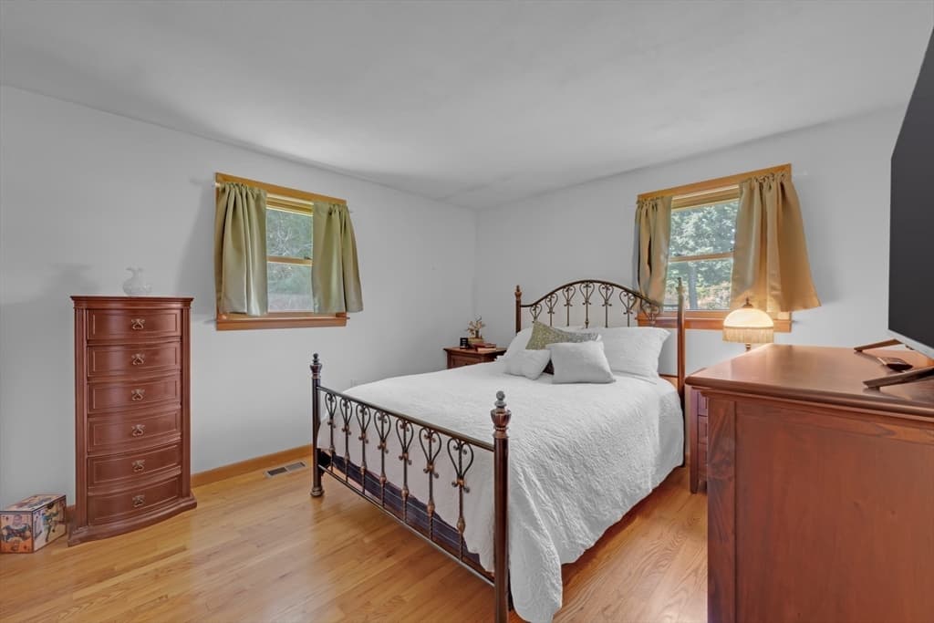 127 Springfield St, Palmer MA 01069 photo 13