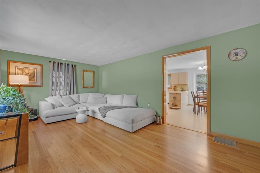 127 Springfield St, Palmer MA 01069 photo 5