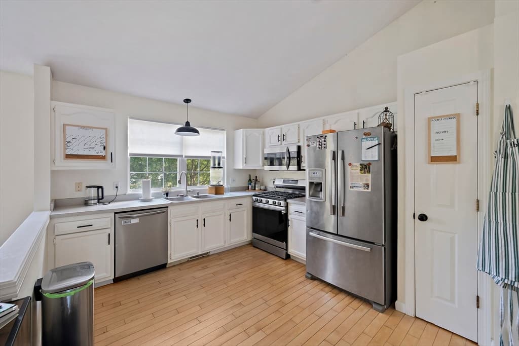 296 Raymond Road, Plymouth MA 02060 photo 5