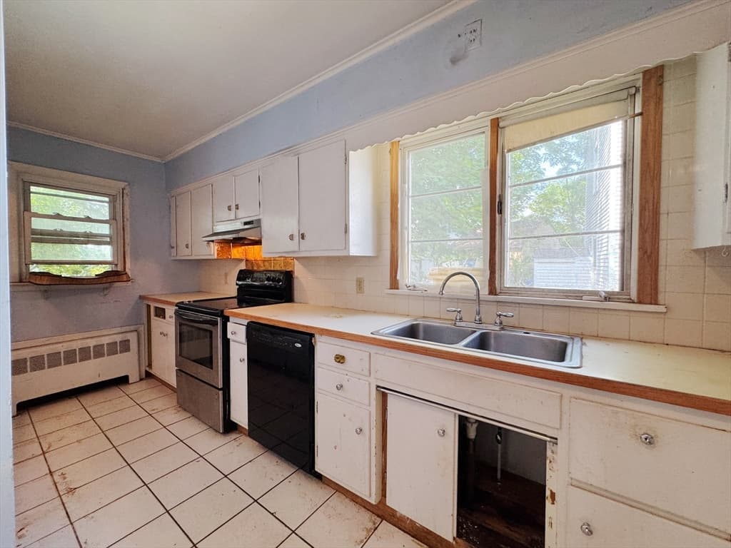 30 First St, Taunton MA 02780 photo 4