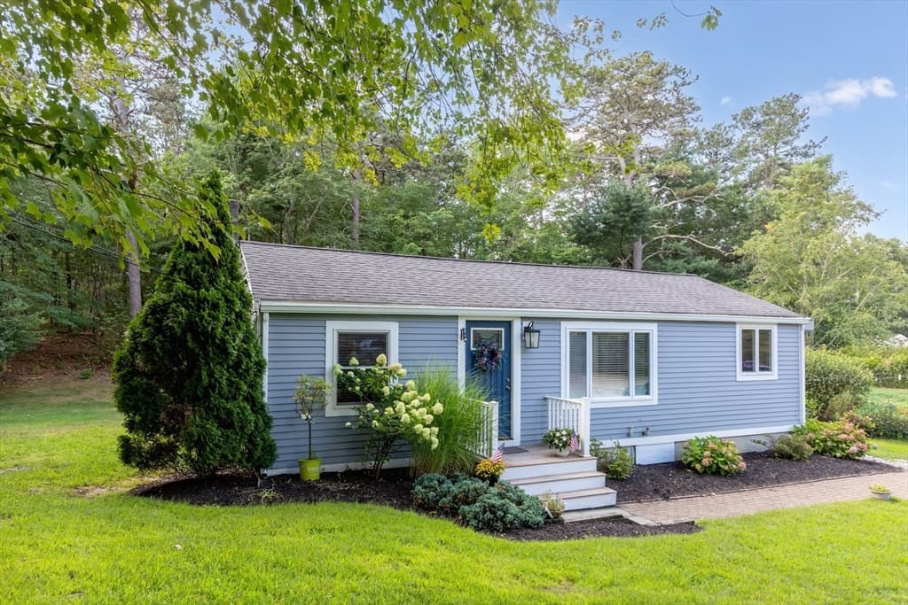 25 King Ave, Plymouth MA 02360 photo 2