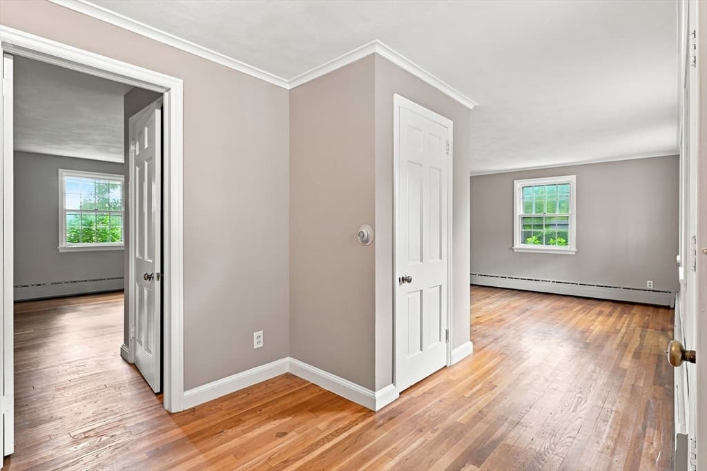 92 Oak Hollow Rd, Springfield MA 01128 photo 6