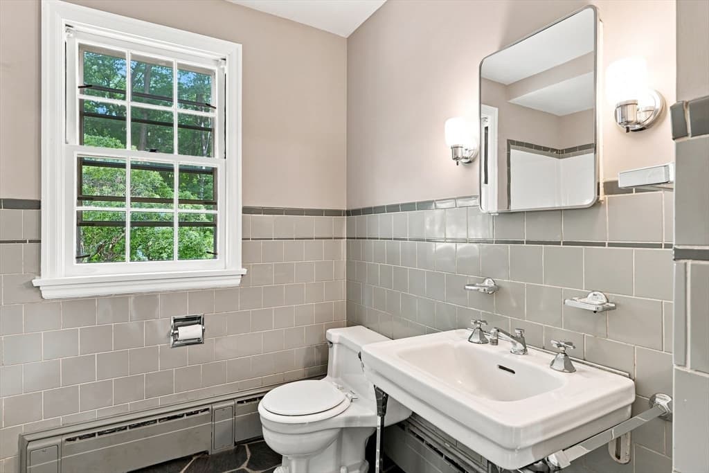 92 Oak Hollow Rd, Springfield MA 01128 photo 22