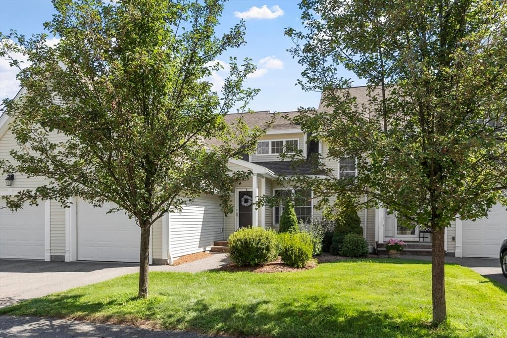 705 Autumn Ridge Dr # 705, Ayer MA 01432 photo 2