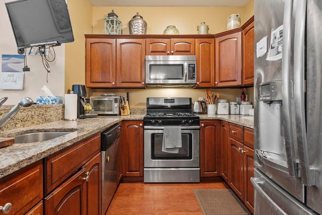 705 Autumn Ridge Dr # 705, Ayer MA 01432 photo 8