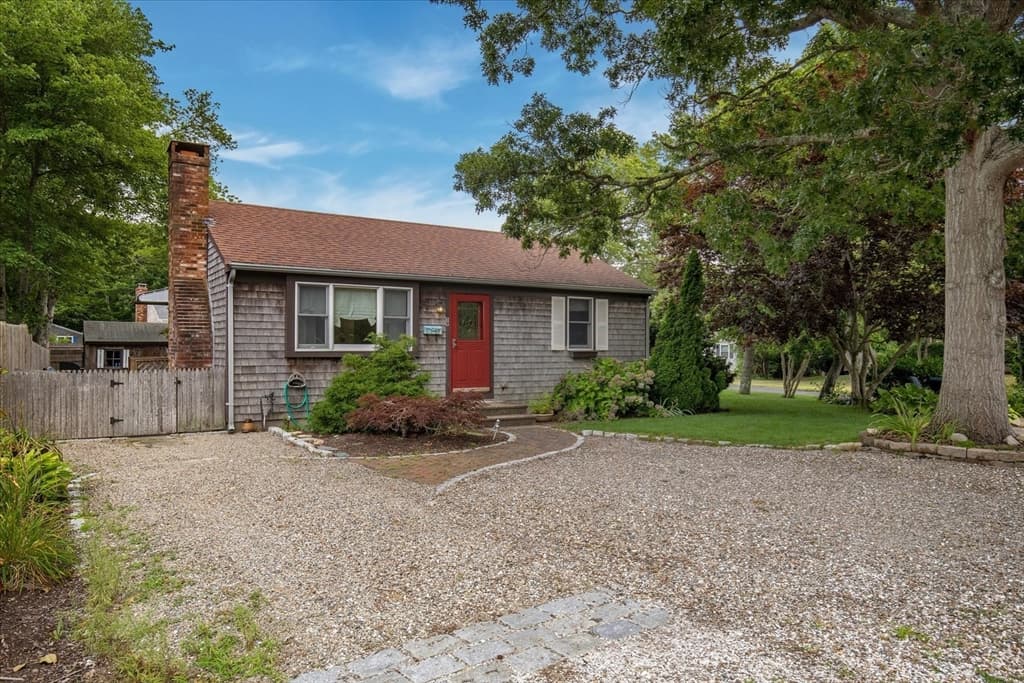 59 Swan Lake Road, Yarmouth MA 02673 photo 2