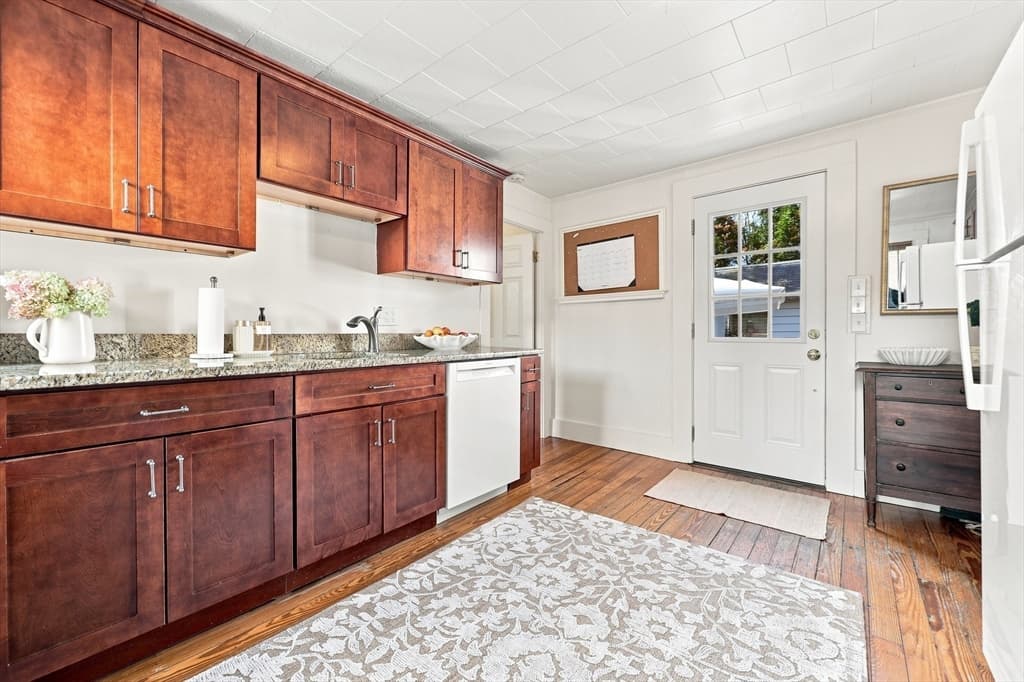 61 Central Street, Fitchburg MA 01420 photo 10