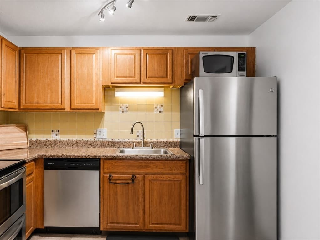 176 Maple Ave # 26, Rutland MA 01543 photo 4
