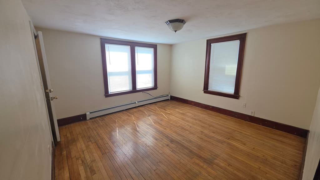 Apartment at 64 Ward St. # 1, Worcester MA 01610, photo 2 of 10