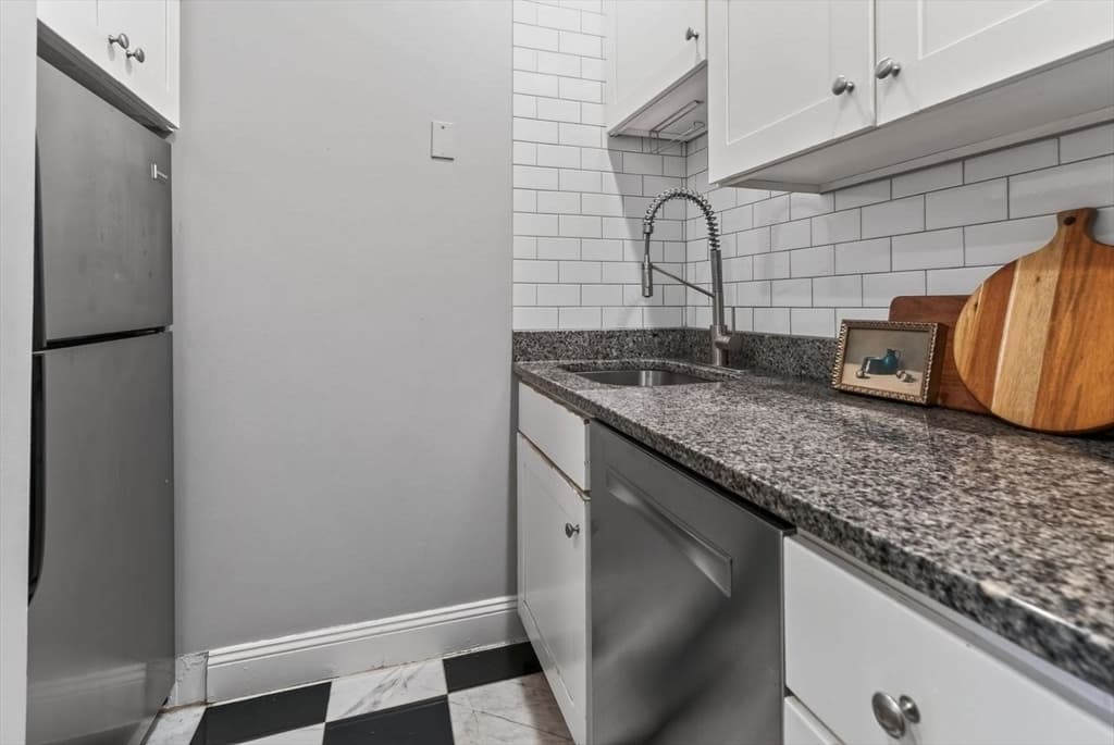 103 Beacon St # 1, Boston MA 02116 photo 5