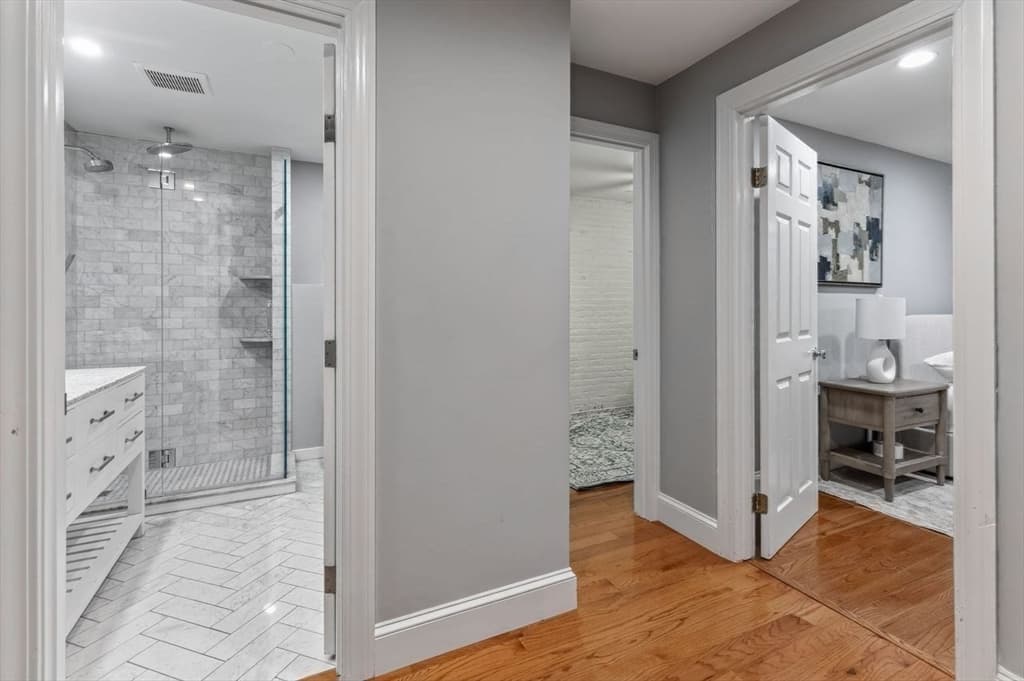 103 Beacon St # 1, Boston MA 02116 photo 14