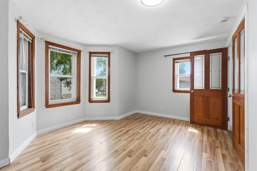 216 Crest Ave, Revere MA 02151 photo 12