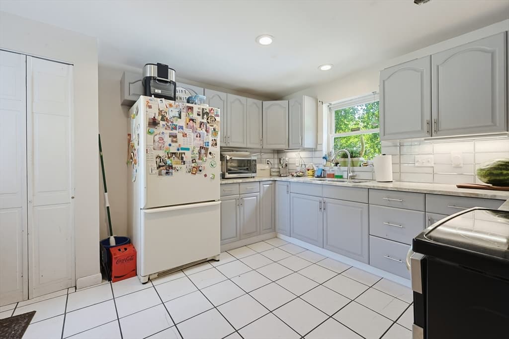 485 Mendon Rd, Attleboro MA 02703 photo 12
