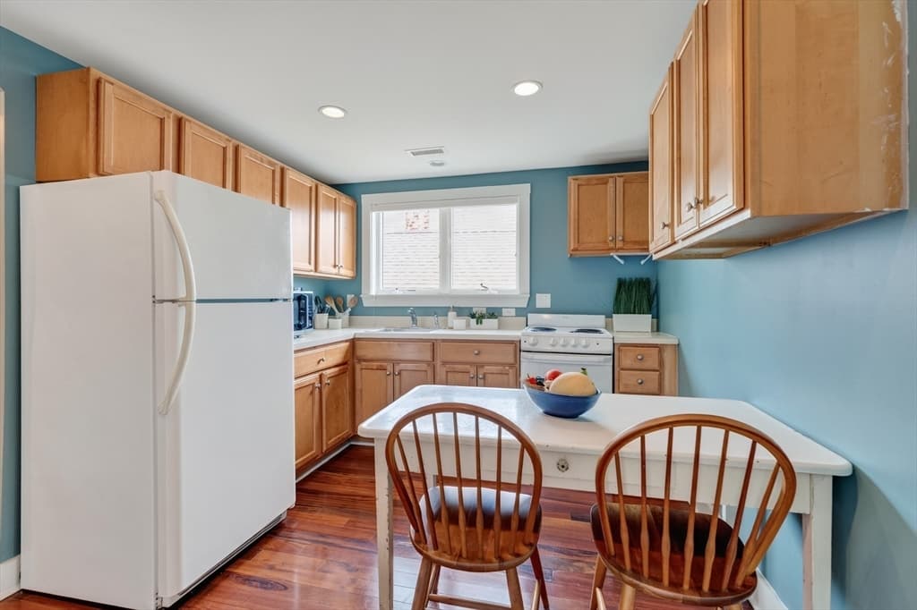 53 Circuit Avenue, Oak Bluffs MA 02557 photo 36