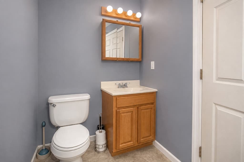 52 Cottage, Enfield CT 06082 photo 23