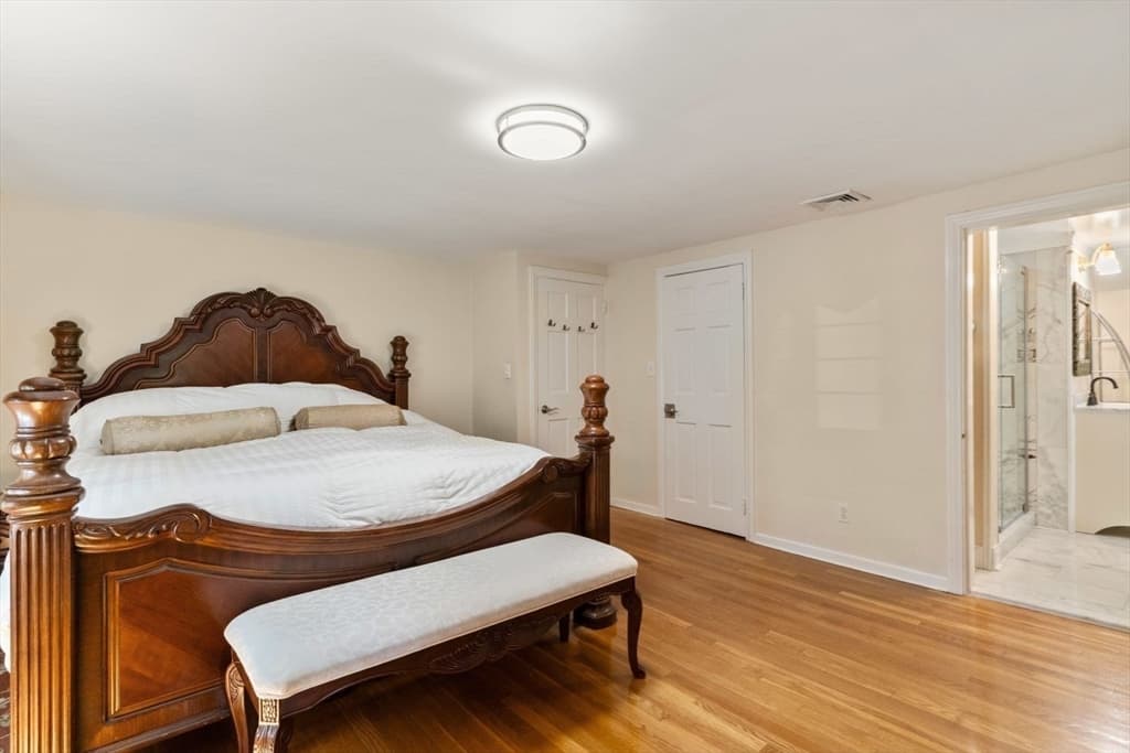 560 Worcester St, Wellesley MA 02481 photo 22