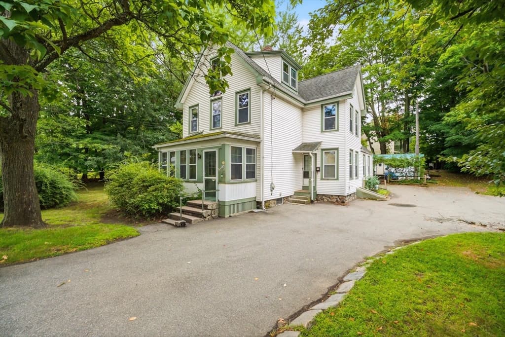 219 Montvale, Woburn MA 01801 photo 2