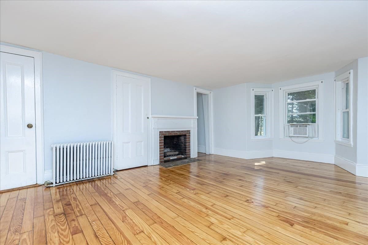 Condominium at 946 Bay Rd. # 2, Hamilton MA 01982, photo 13 of 27