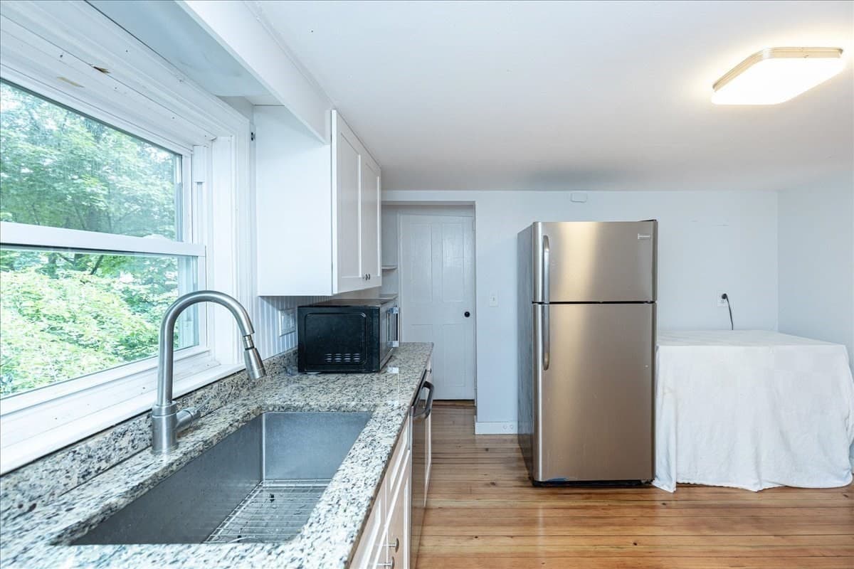 Condominium at 946 Bay Rd. # 2, Hamilton MA 01982, photo 11 of 27