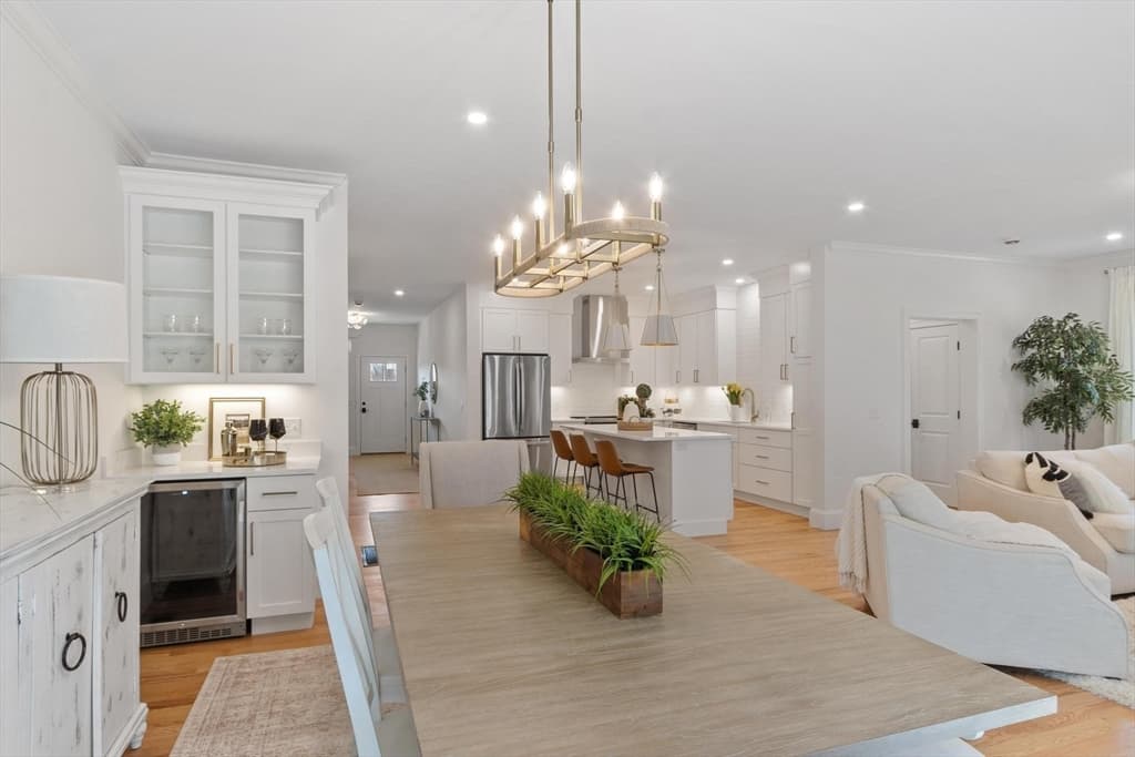 75 Oliver Pond Circle # 11, Franklin MA 02038