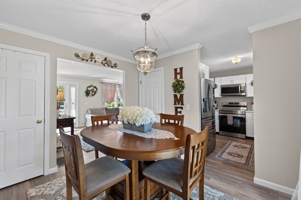 735 Willett Ave # 305, East Providence RI 02915 photo 13