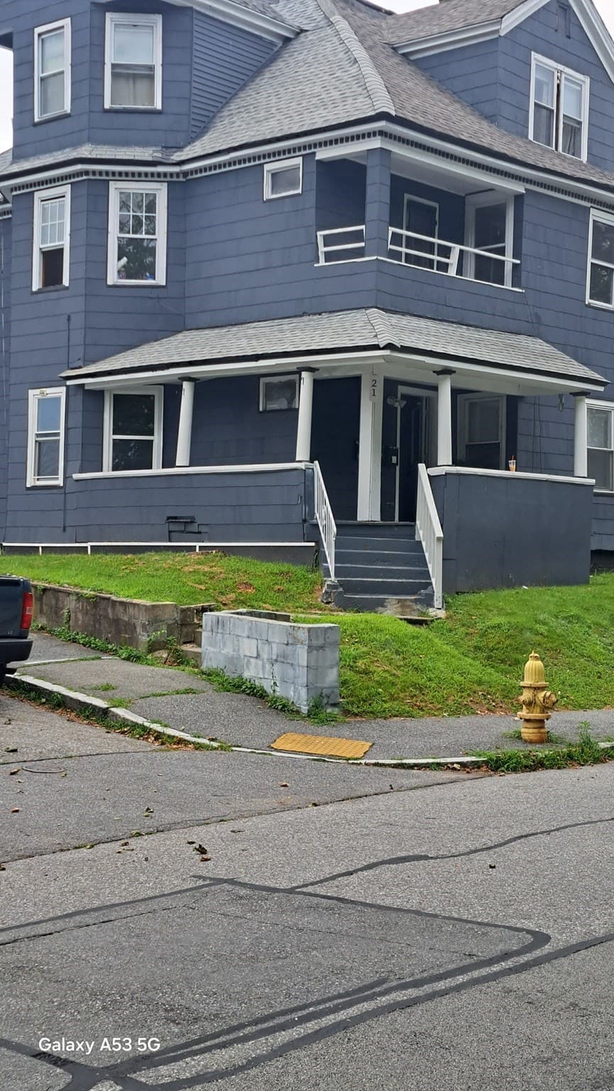 Apartment at 21 Coes St # 3R, Worcester MA 01603, photo 18 of 28